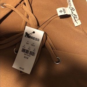 NWT EXPRESS CAMEL TOP